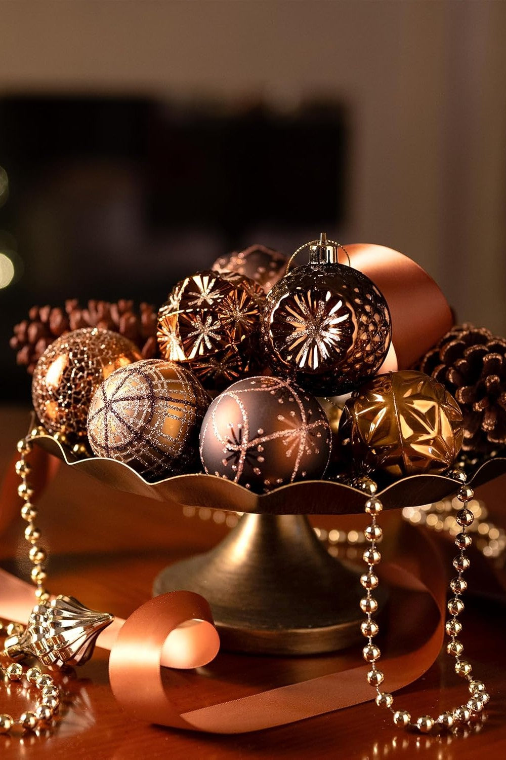 Kit com 32 Bolas de Natal Douradas